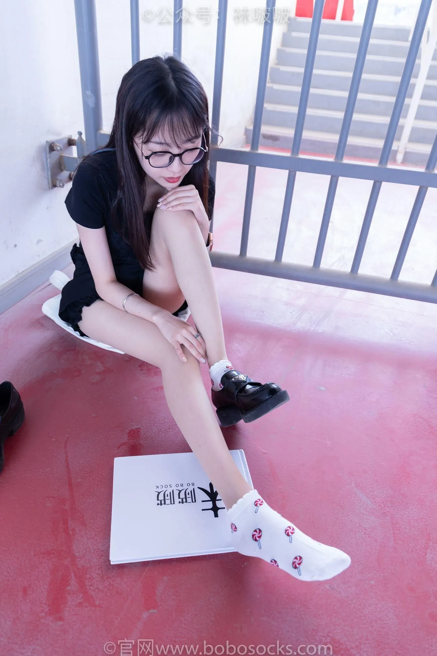 [BoBoSocks袜啵啵]NO.030 稚予- 皮鞋、短白棉袜、肉丝 [141P]插图9